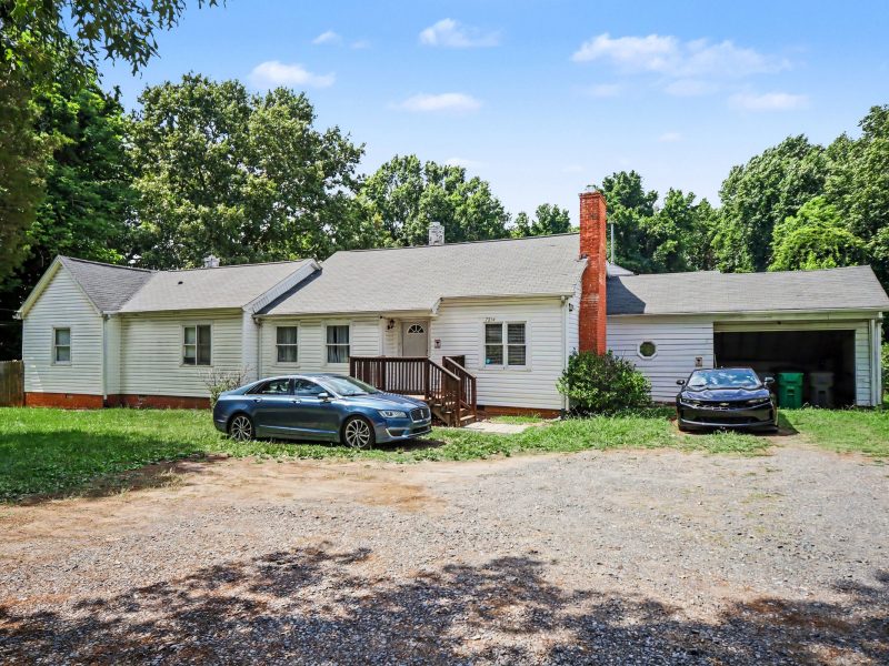 Haven North crashpad front exterior in Charlotte, NC